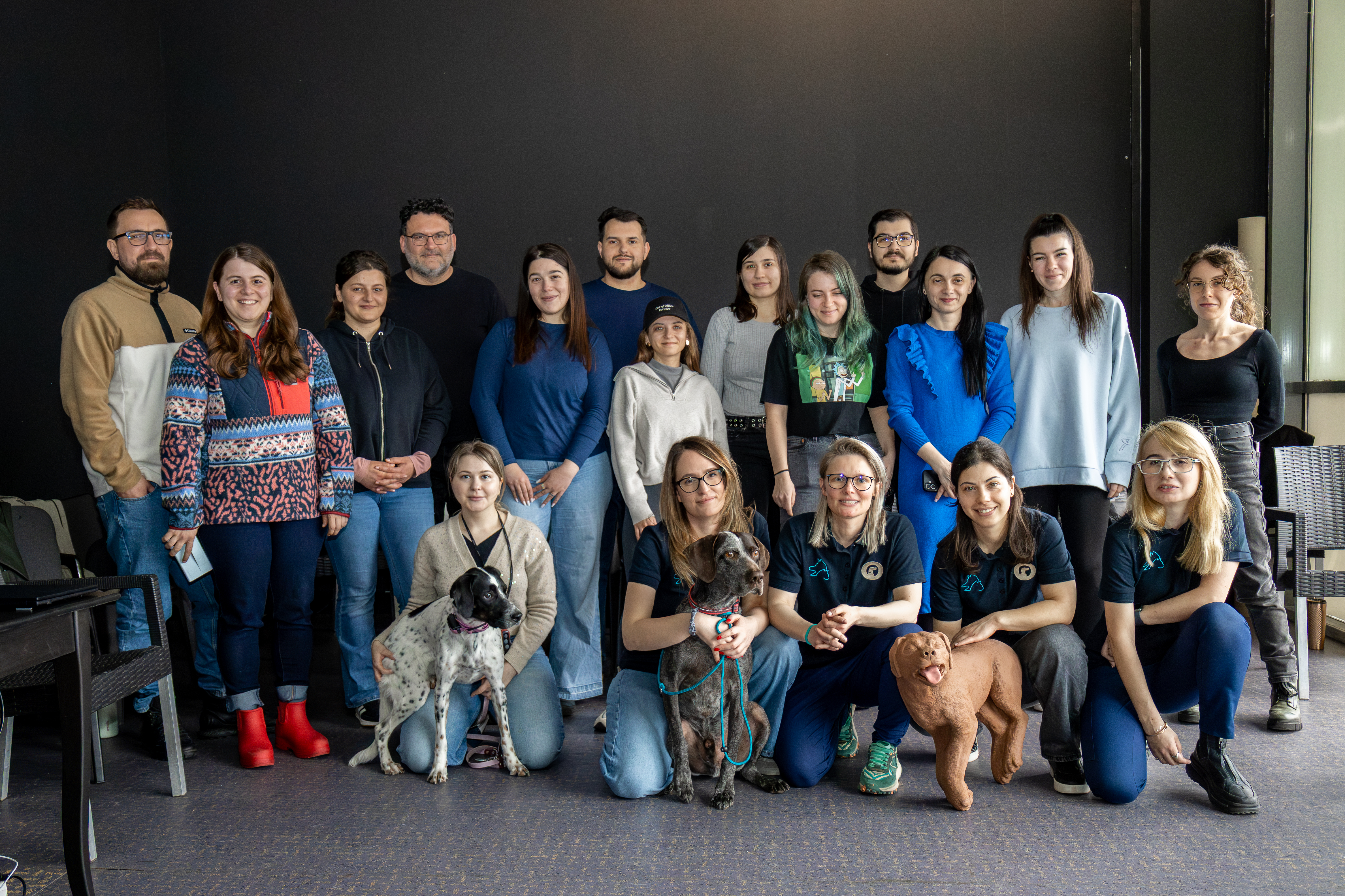 Echipa RadiusVet într-o fotografie de grup
